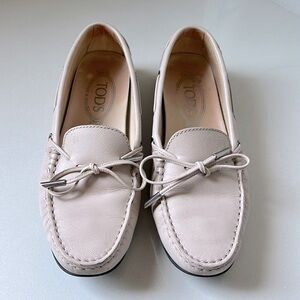 Tod’s Leather Driving Loafers SIZE 37